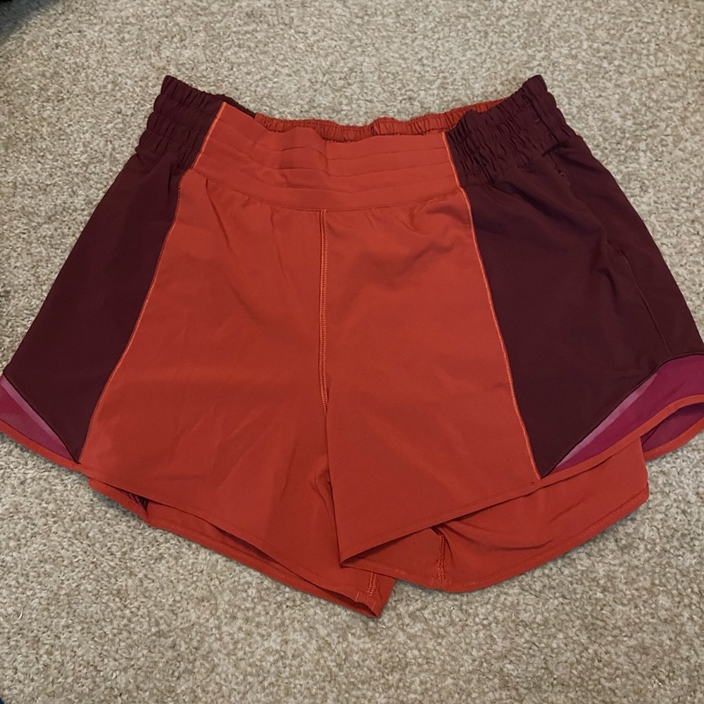 Lululemon hotty hot high rise short 4”